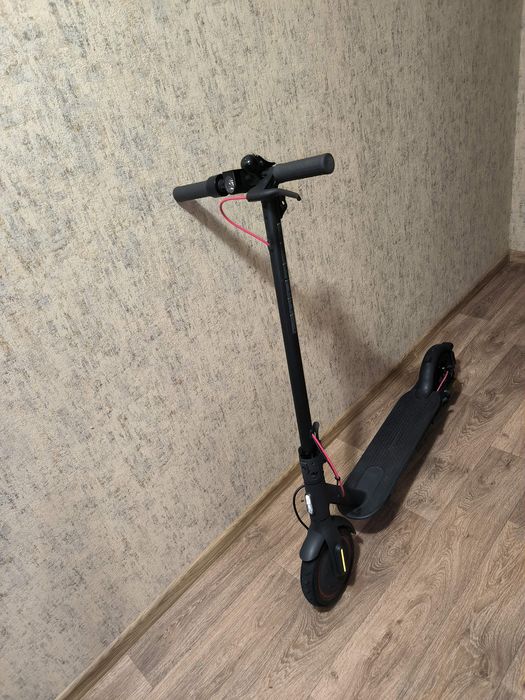 Продам электросамокат Xiaomi Scooter Pro2!