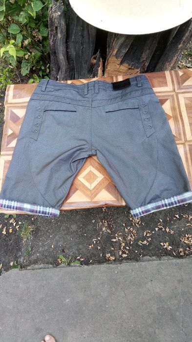 Продам бриджи шорти отличние  класние модние не дорого