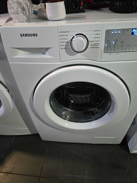 Pralka SAMSUNG  8 kg/1400 obr.Gwarancja.LCD.Super stan.Po przeglądzie