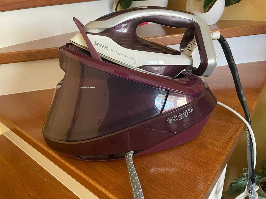 Stacja parowa Tefal Pro Express Vision GV9810E0