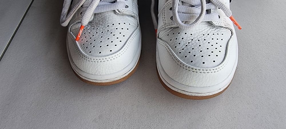 Buty aiddaski białe