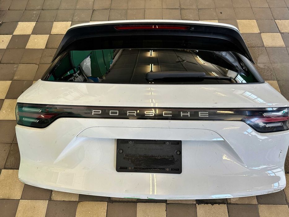 Крышка багажника Porsche Cayenne III 9Y разборка
