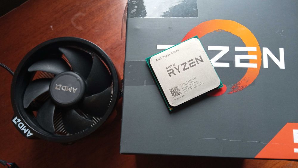 Процесор AMD Ryzen 5 1600 , 6/12 (3.2GHz 16MB  AM4) + КУЛЕР БОКС МЕДЬ
