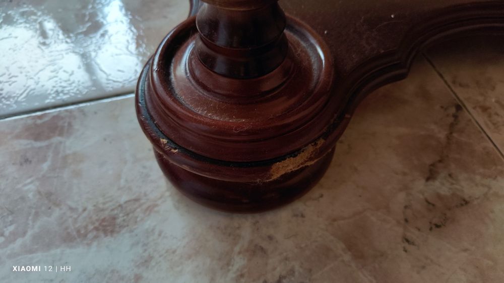 Mesa de apoio de sala