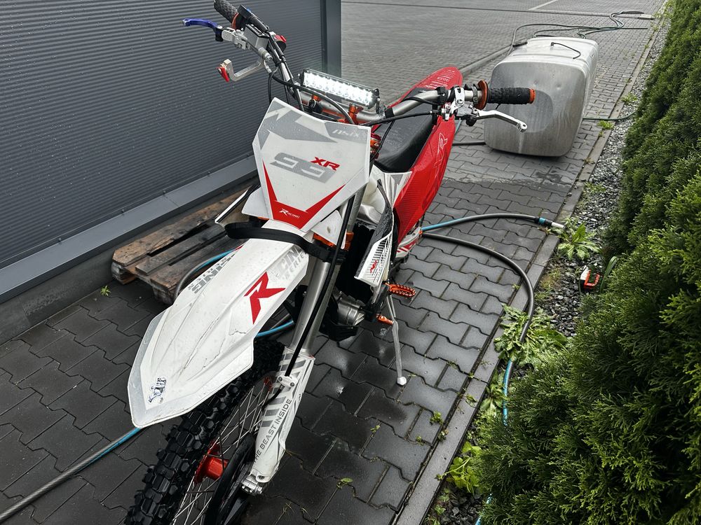 Sprzedam Asix XR99 lub wymienie za 250 4t/125 2t