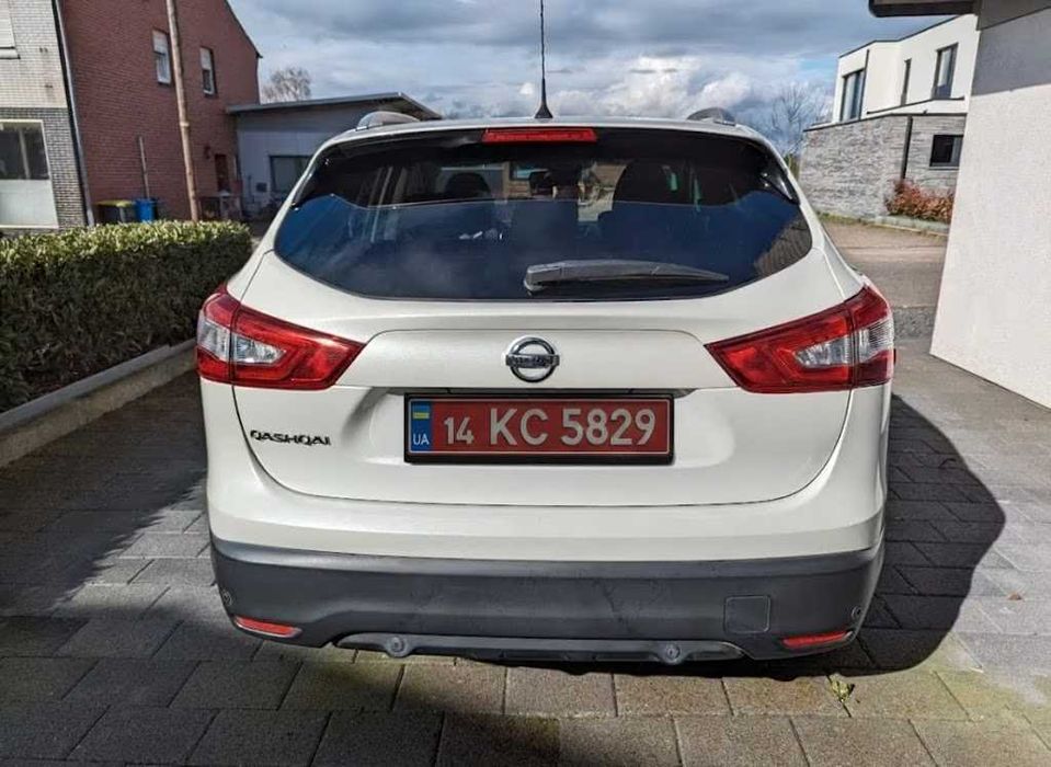 Nissan Qashqai 1.6 Дизель Панорама Шкіра Свіжопригнана
