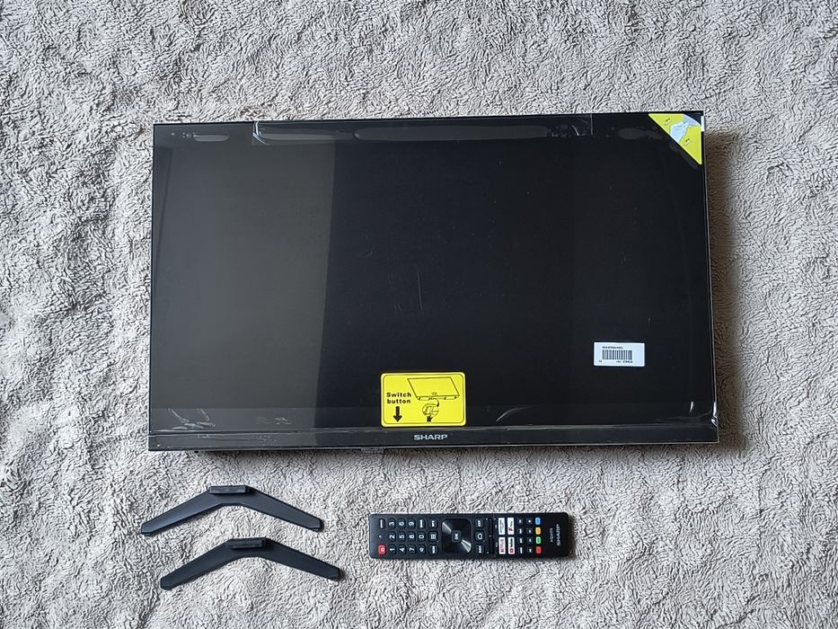 Telewizor Sharp 24 cale, Smart TV, nowy