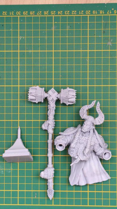 Figurka popiersie Hobgoblina