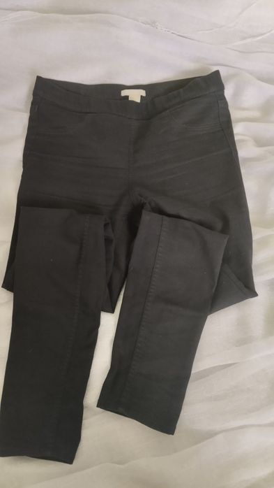 Жіночі чорні джегінси