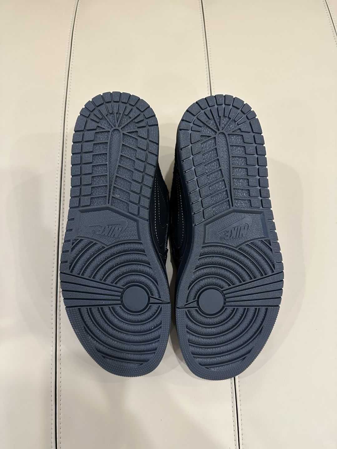 Travis Scott x Air Jordan 1 Low OG Black R.42