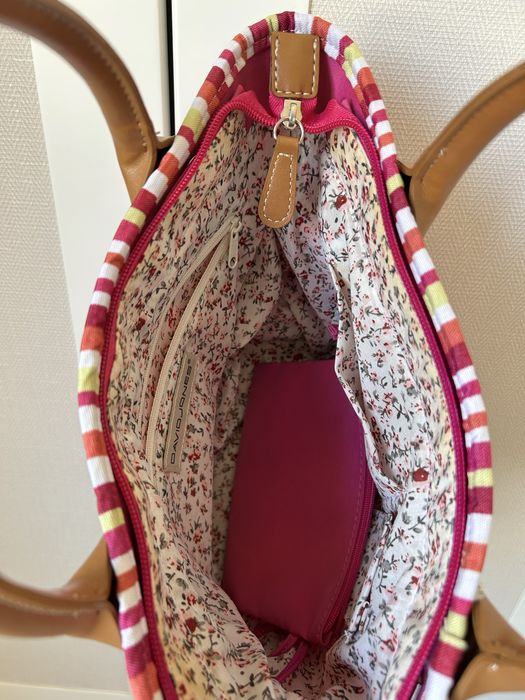 Mala de mão fúcsia