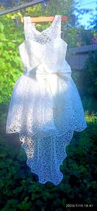 Плаття зі шлейфом причастя весілля