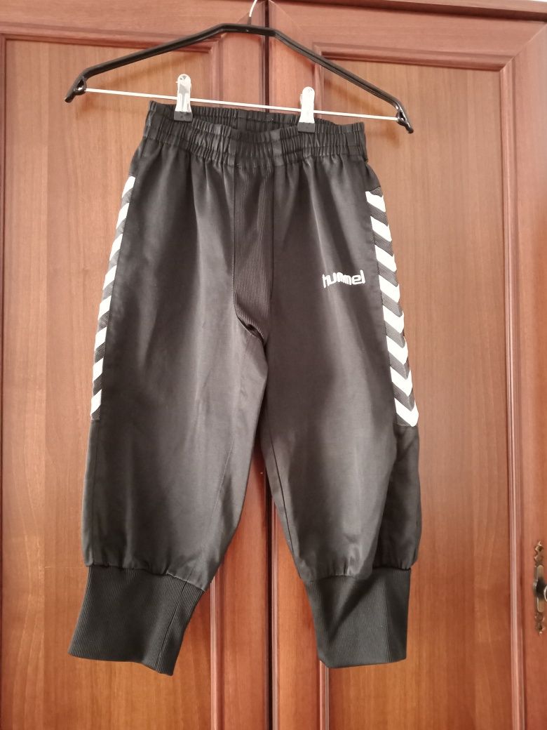 Hummel jak nowe dziecięce spodnie rozm 12/152 dresowe wym w opisie