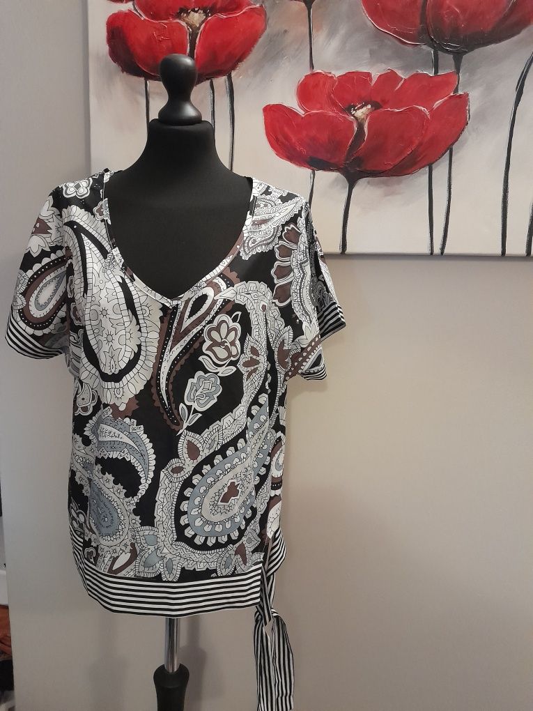 Bluzka luźna koszulka krótki rękaw L xL 40 42 wzorzysta