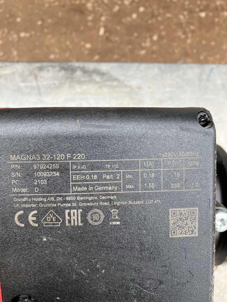 Grundfos magna 3 32-120 F220