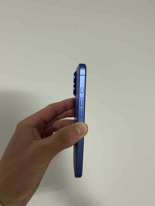 Iphone 16 128GB / 100% baterii / dowód zakupu