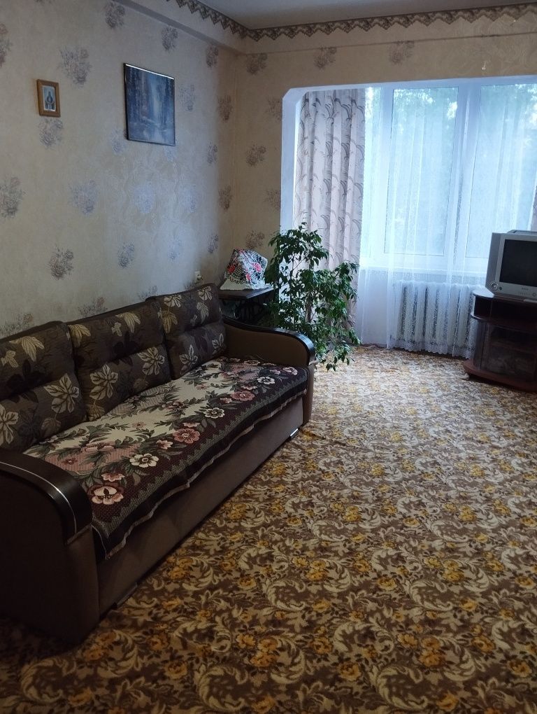 Власник! Продам 2-х кімнатну квартиру