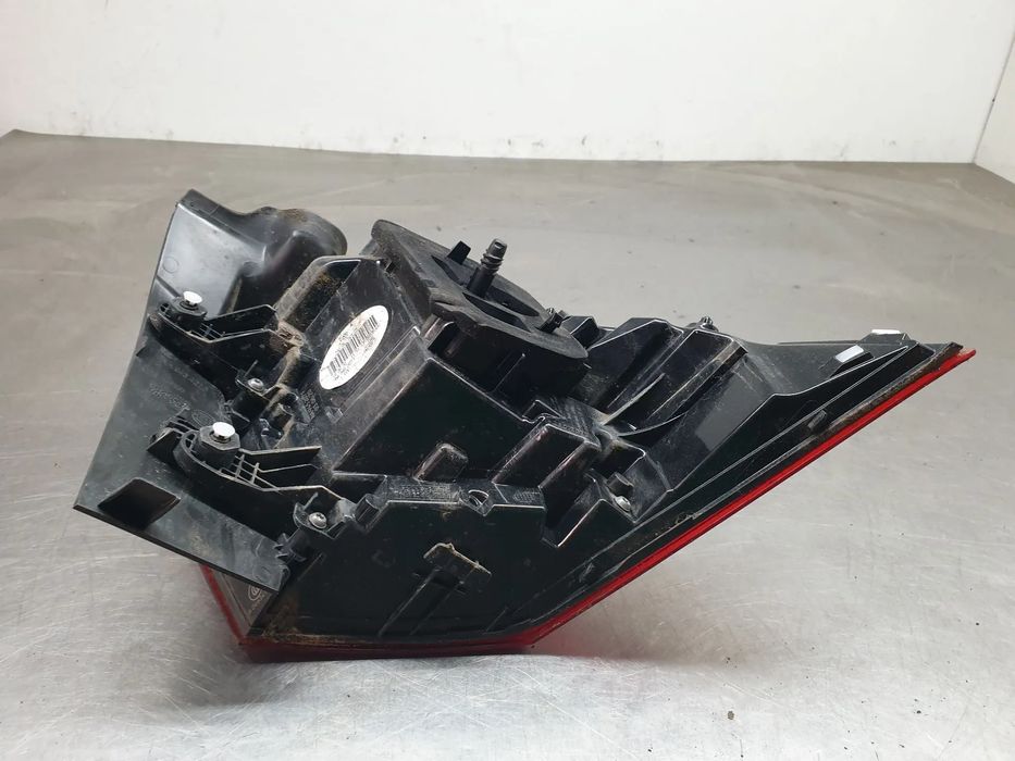 Farolim esquerdo VOLKSWAGEN Tiguan (AD1, AX1)