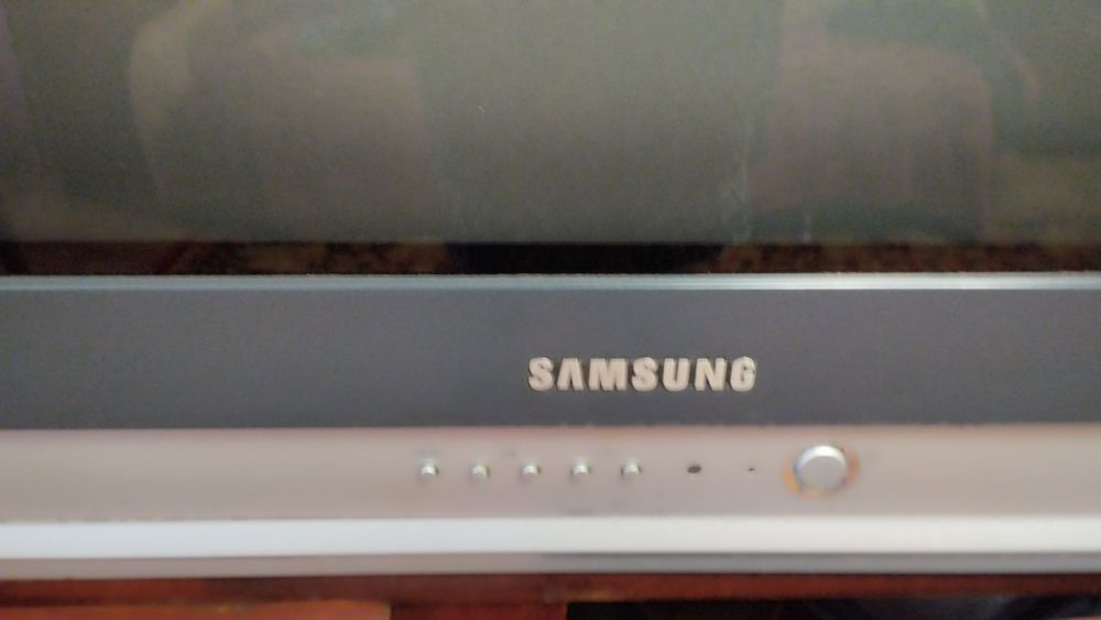 Телевизор Самсунг