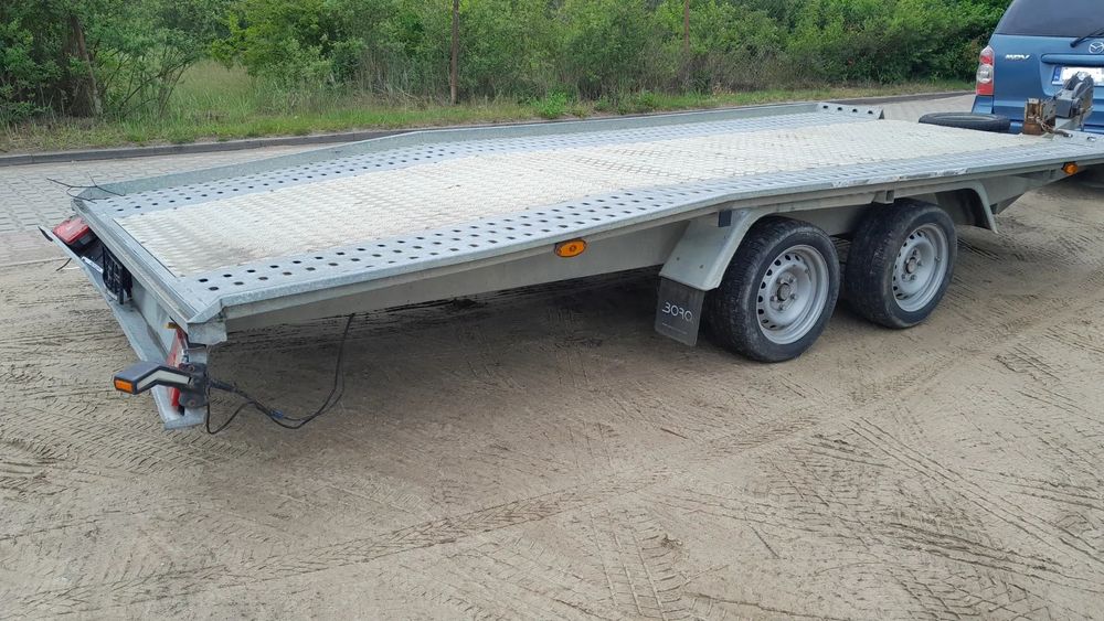 Niewiadów BR2  Laweta NIEWIADÓW BR2 DMC-2700 ładowność-2100 USZKODZONA