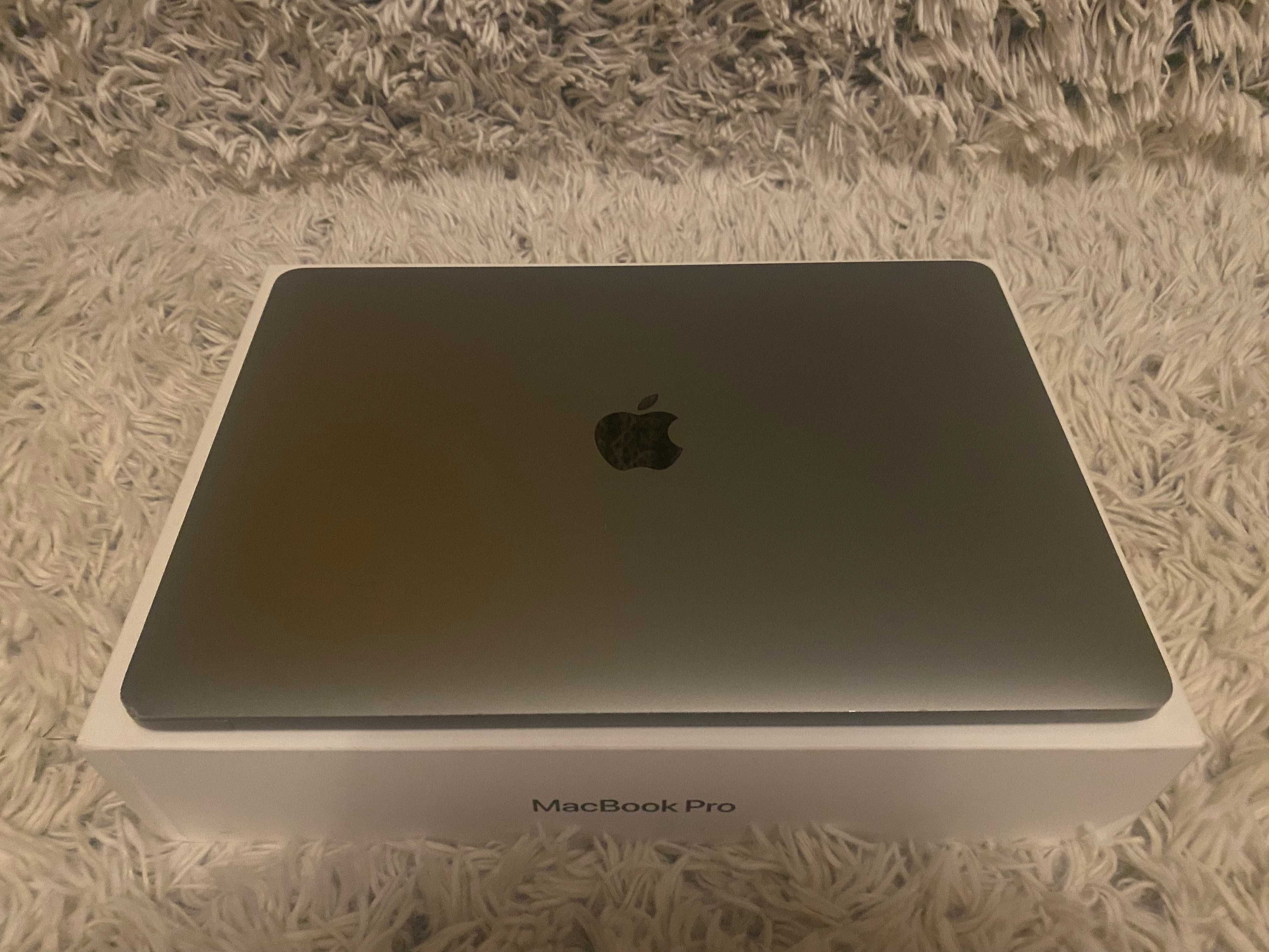 Macbook Pro13 A2159 i5/8GB z 2019