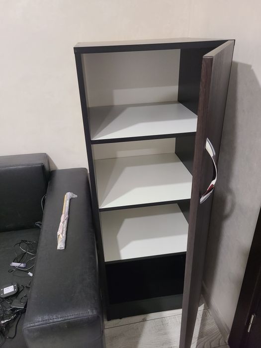 Шкаф ЛДСП мебельный.