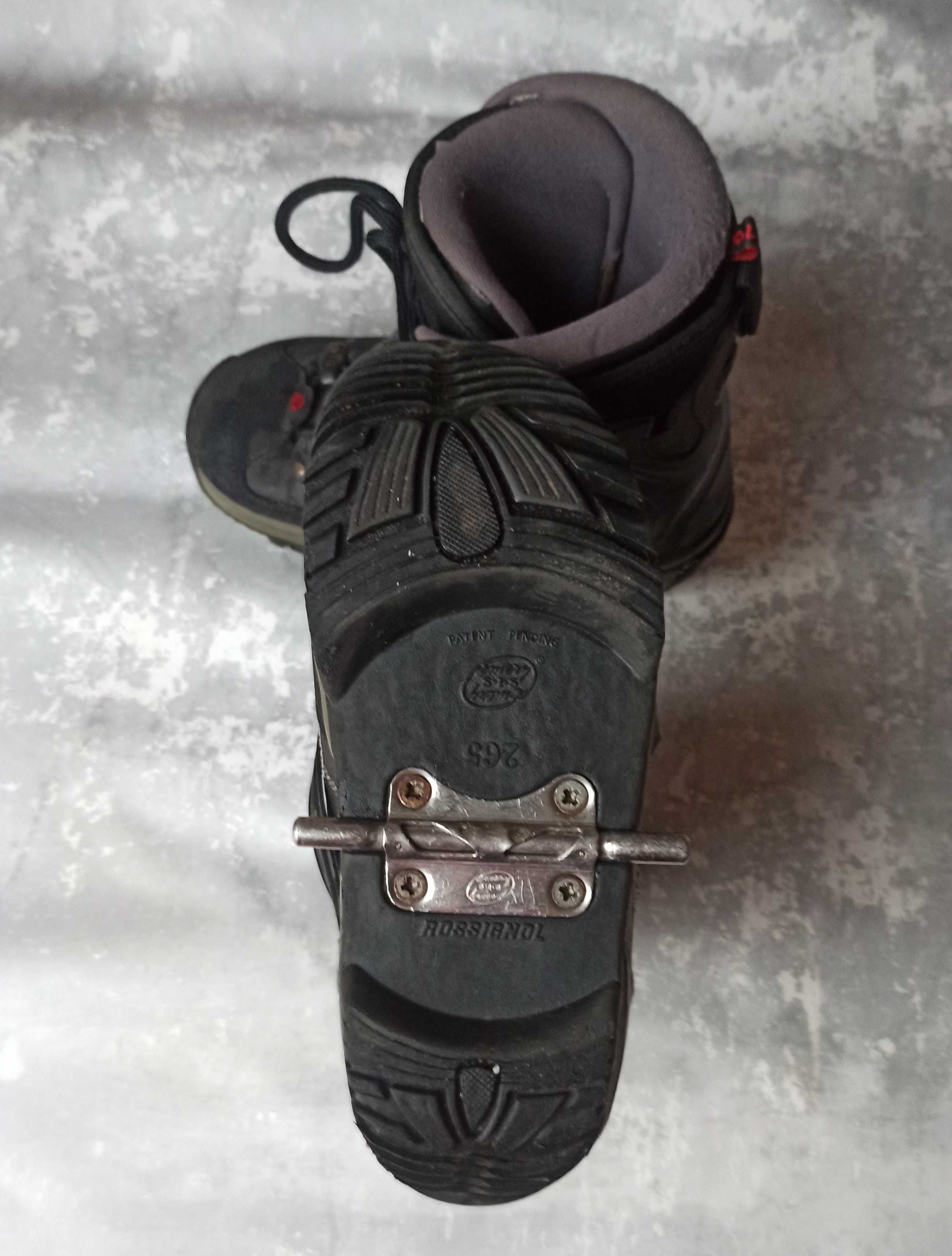 Buty snowboard Rossignol rozmiar 39-40, wiązania step-in.
