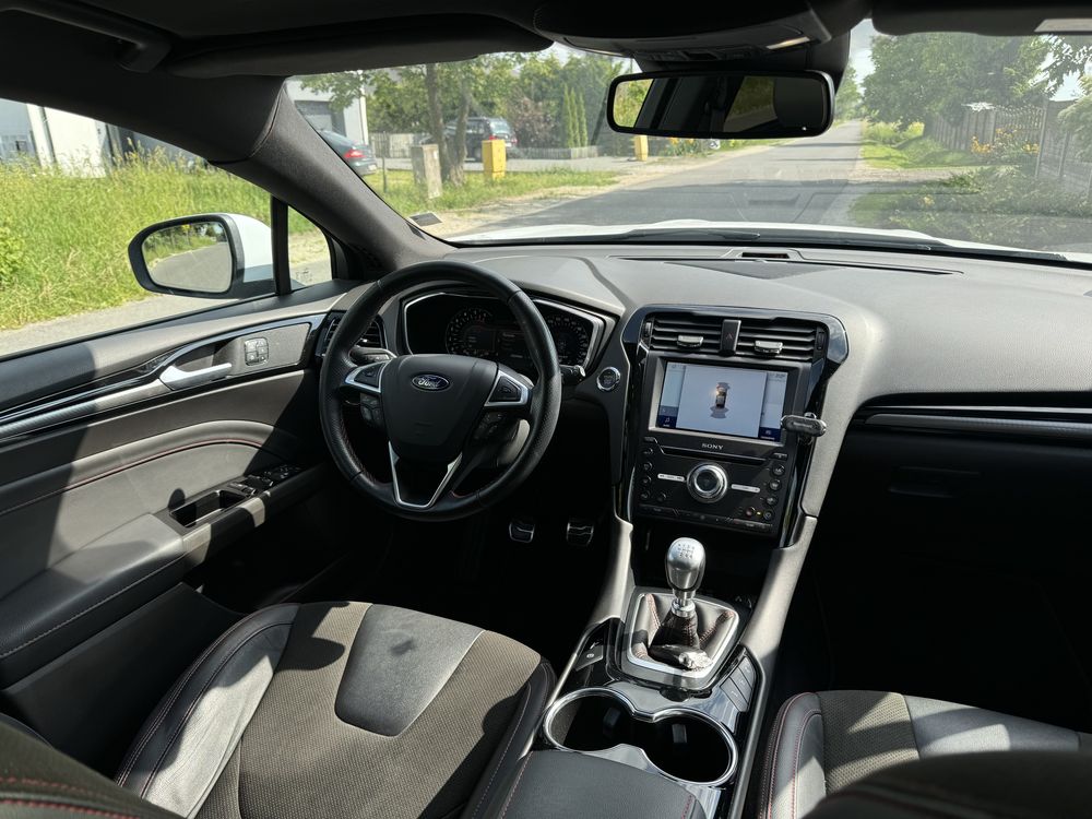 Ford Mondeo 2xSt line_panorama_dynamic led_alcantara_alu 18_bliss_full