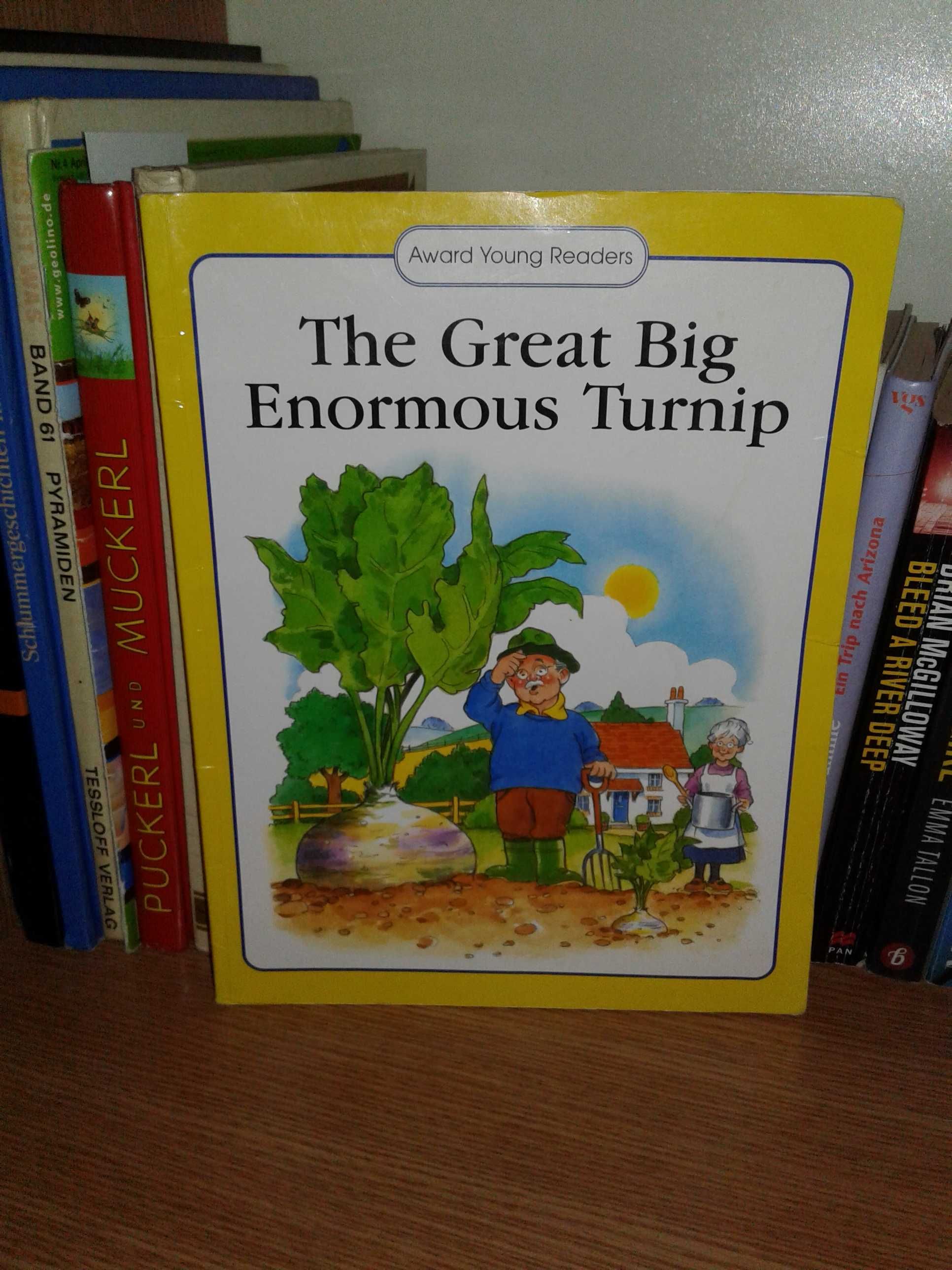 Книга для дітей англійською мовою The Great Big Enormous Turnip