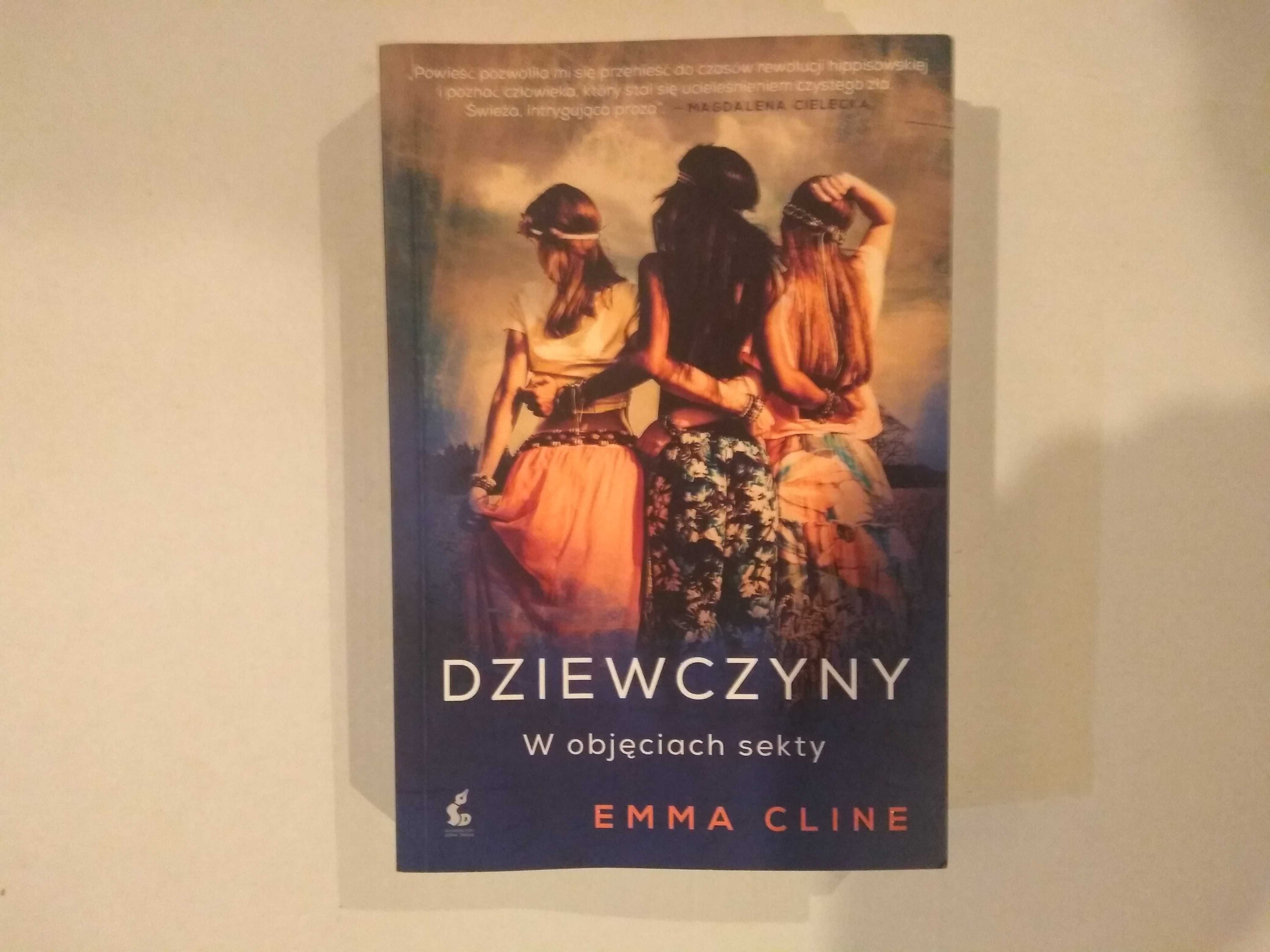 Dobra książka - Dziewczyny w objęciach sekty Emma Cline (NOWA)