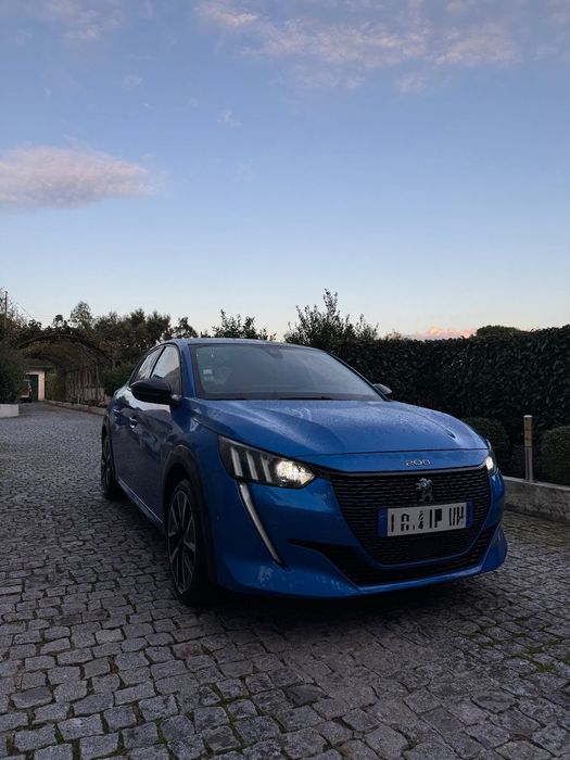 Peugeot e-208 50 kWh GT Line