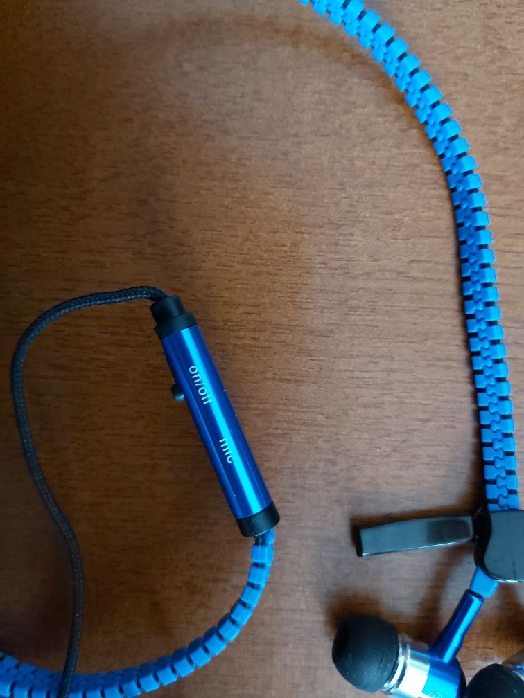 Zestaw słuchawkowy mini jack