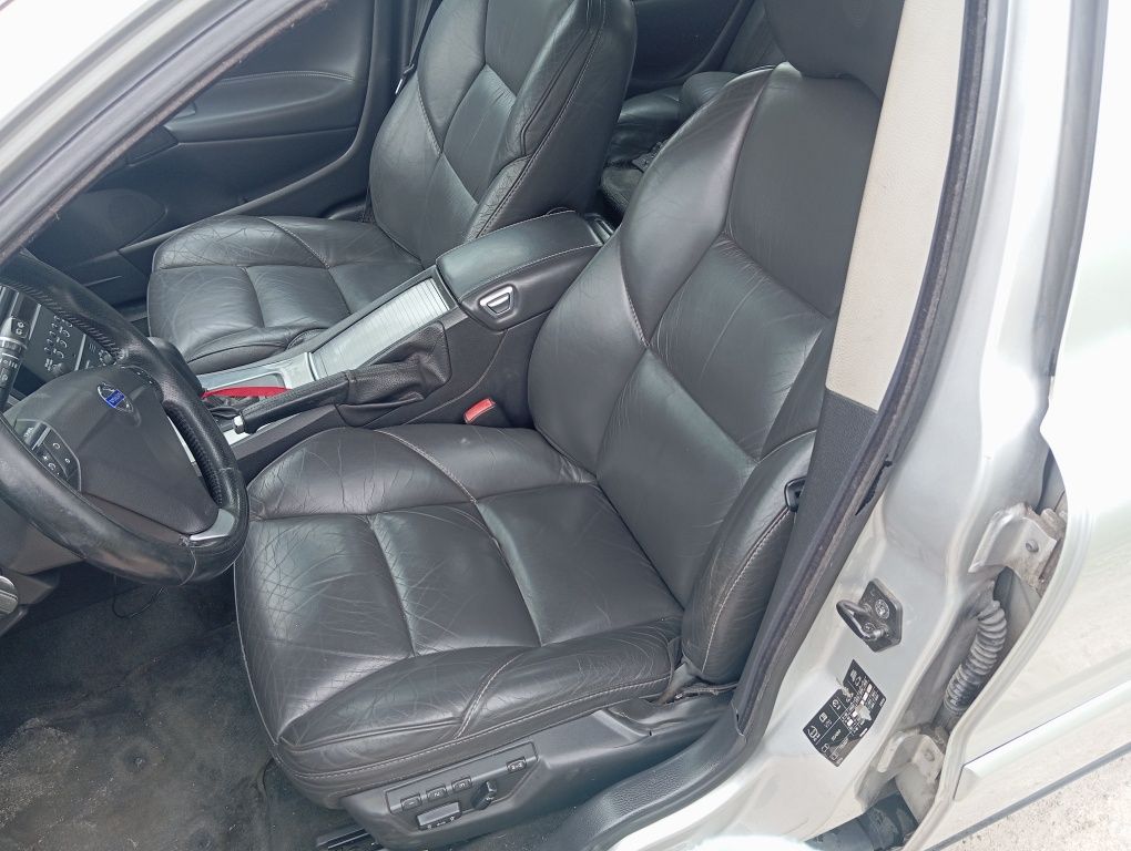 Volvo V70 2.4 d5