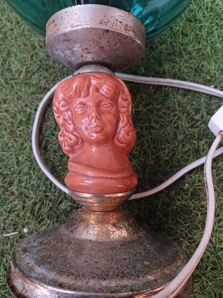 Candeeiro antigo vidro e busto loiça