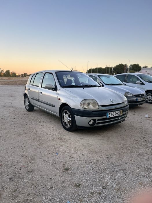 Renailt clio Tech Road