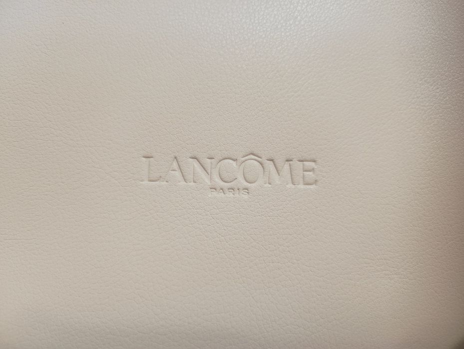 Nowa kosmetyczka damska Lancôme Paris biała