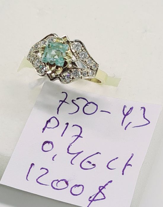 Продам золотое кольца с изумрудом и бриллиантами производства СССР