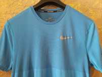 Elegancka koszulka sportowa trekkingowa NIKE M. Koszulka na rower.