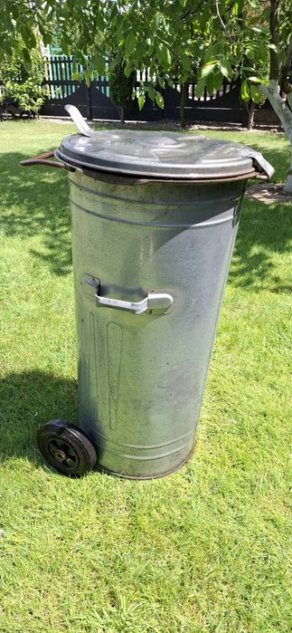 Pojemnik kubeł na odpady
