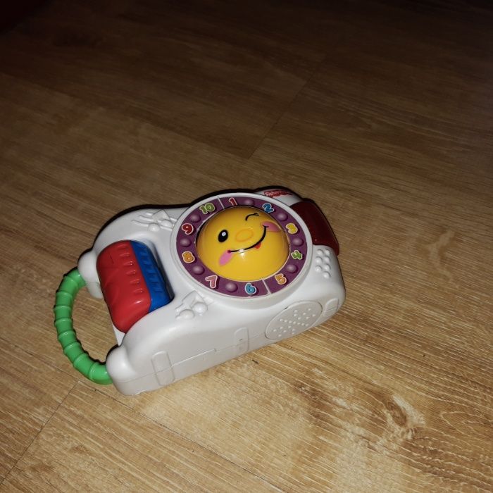 FISHER PRICE wesoły aparat interaktywny zabawka