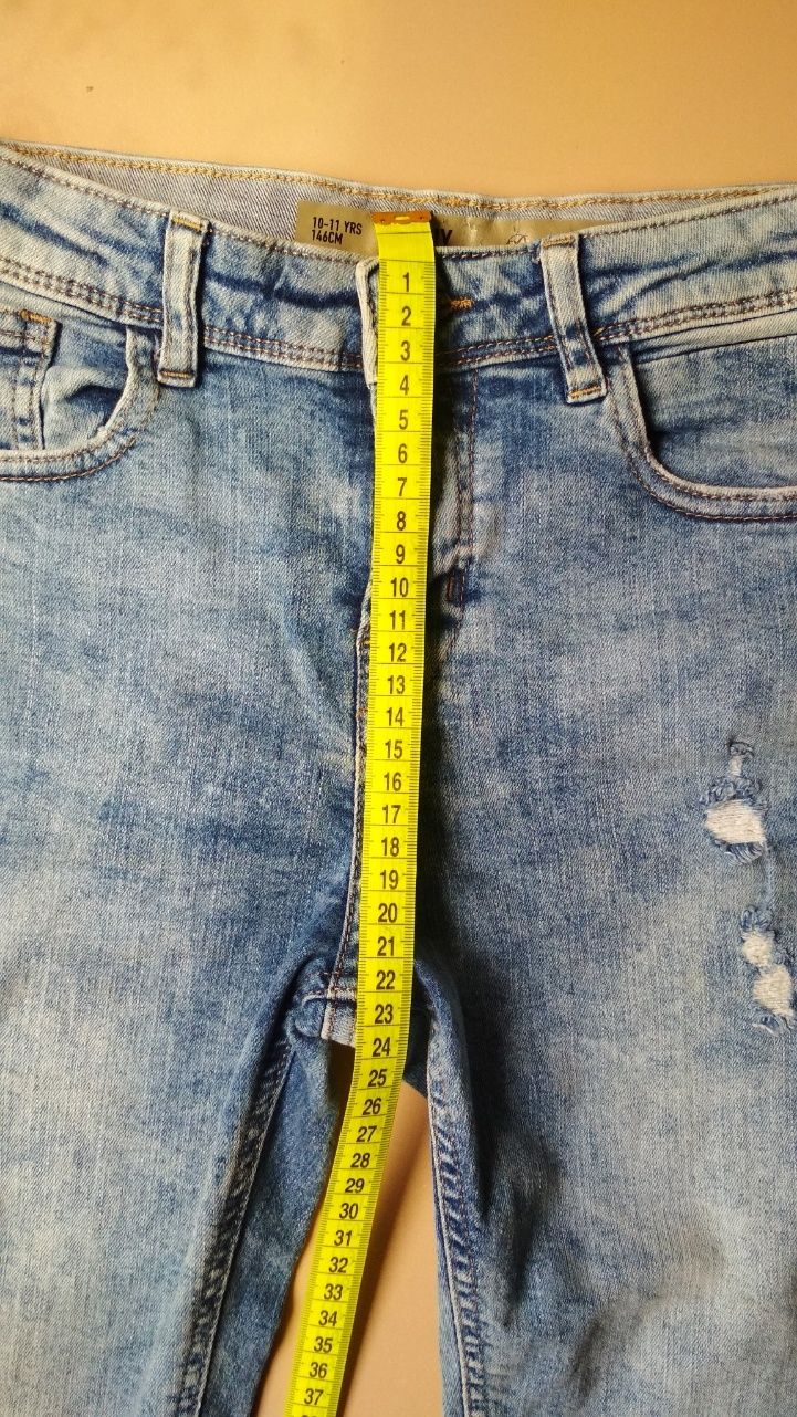 Шорти джинсові на 8-10 років