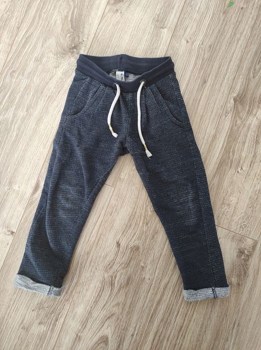 Granatowe dresowe spodnie 5.10.15, rozm 92, ze złotą nitką, stan bdb