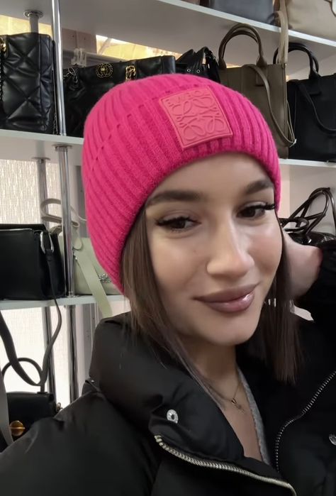 Шапка  АLBA колір малина