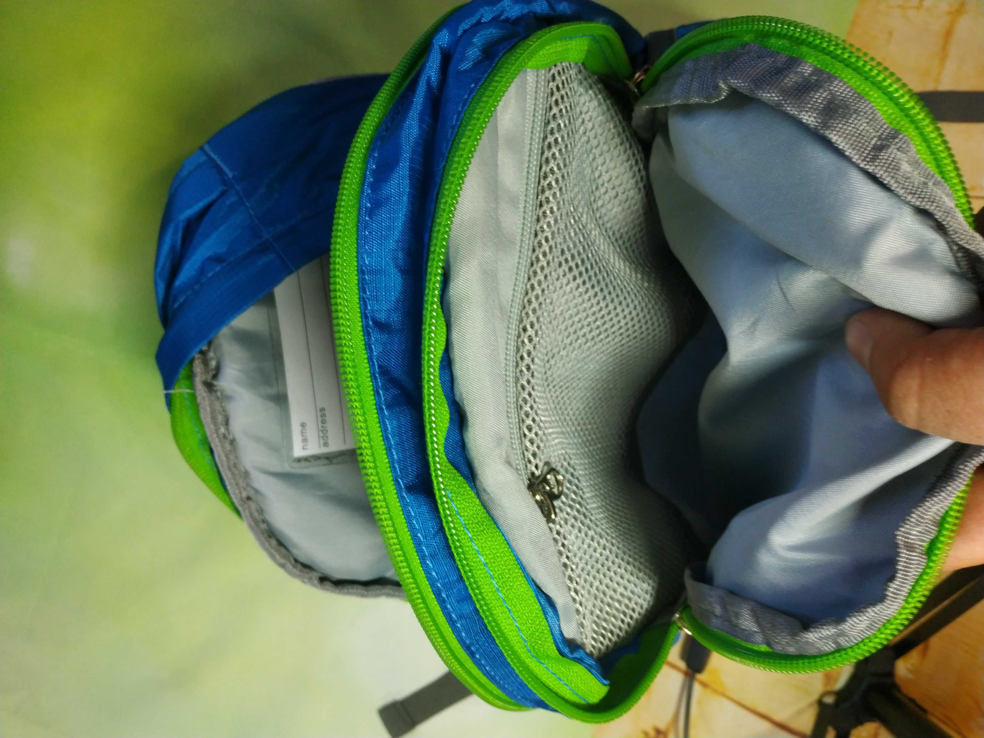 Треккинговый стильный рюкзак в новом состоянии с паралоновой спинкой