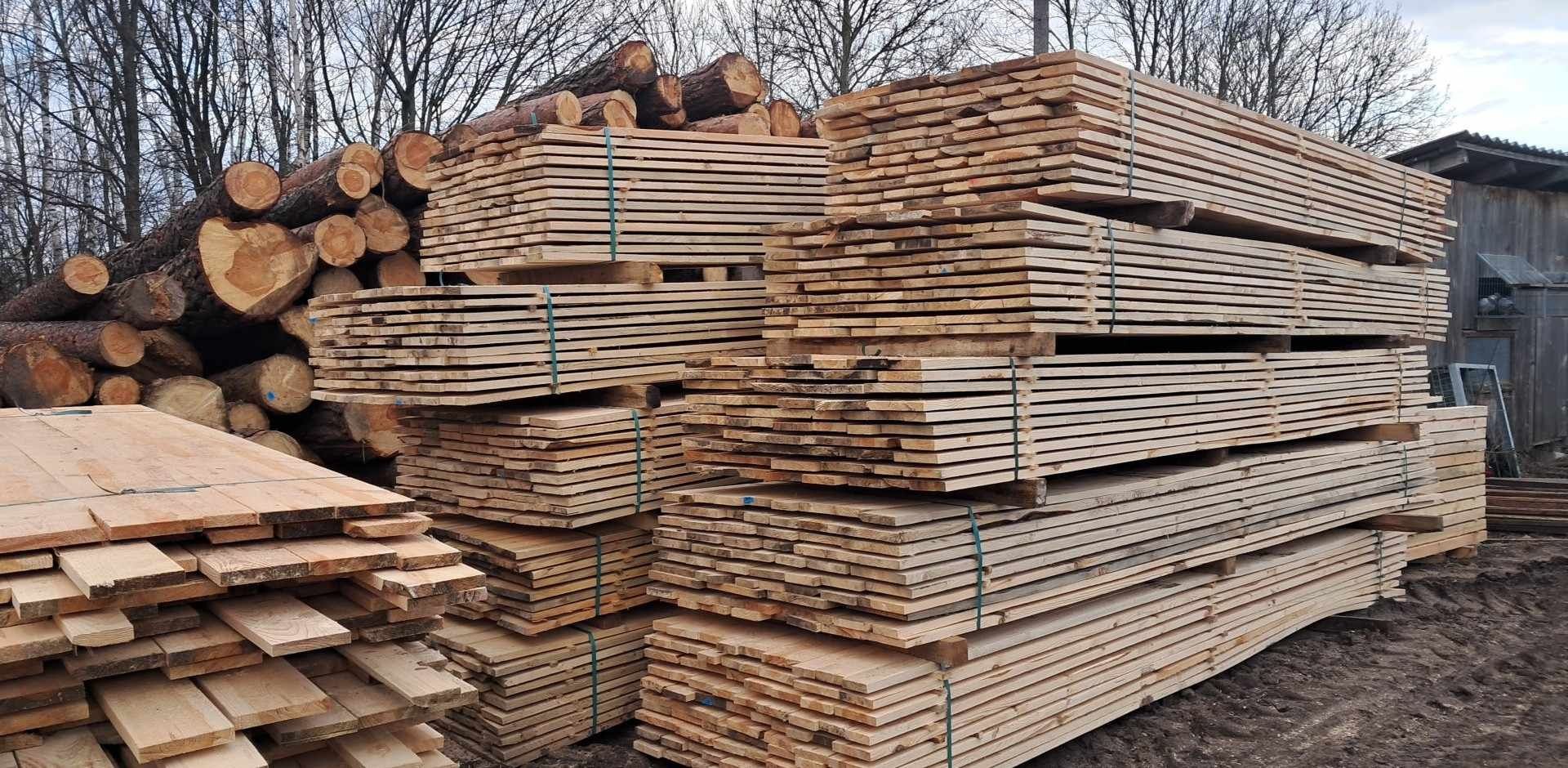 Więźba dachowa, deski szalunkowe, łaty