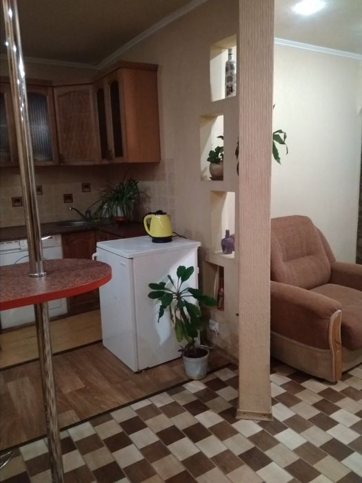 Квартира посуточно район 6-й городской больн. и проспекта Металлургов