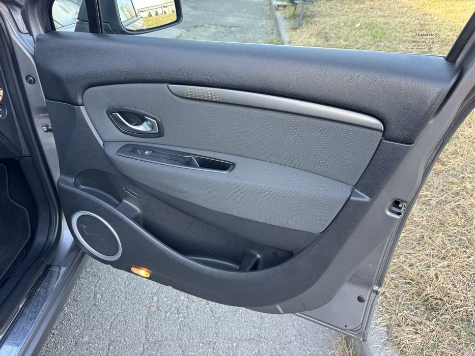 Renault Grand Senic 1.5 dci автомат з Швейцарії