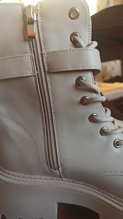 Черевики шкіряні жіночі 40р.