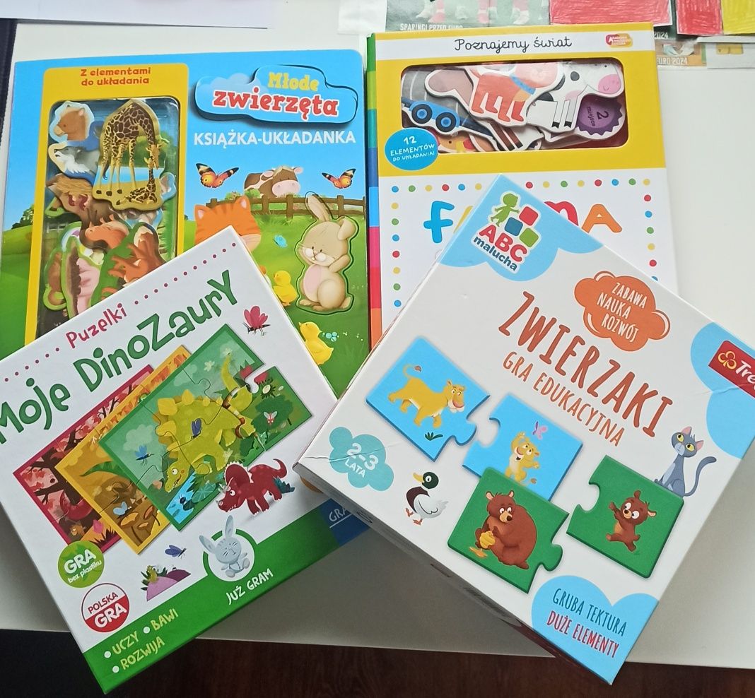Sprzedam zestaw puzzli i książeczka dla 2-3 latka