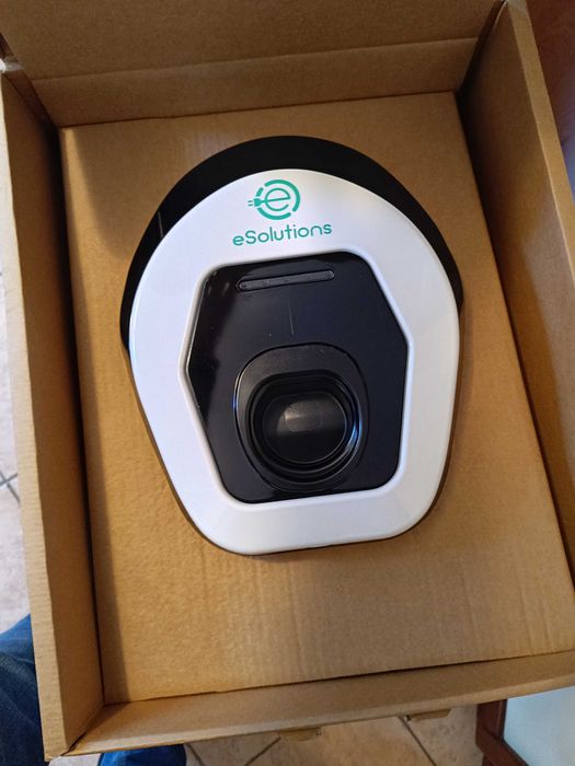 Wallbox novo para carro elétrico o plugin nunca utilizado.